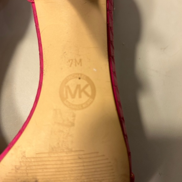 Hot Pink/Fuschia Michael Kors Jetset Heeled Sandal with Embossed Leather size 7 - Picture 5 of 5